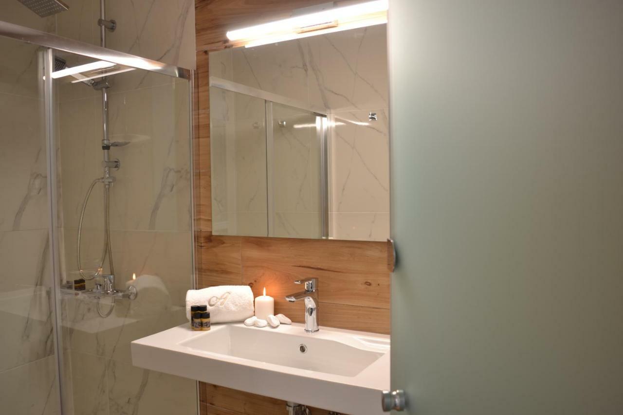 Agapi Suites 干尼亞 外观 照片