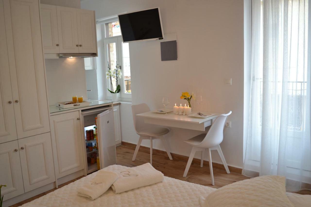 Agapi Suites 干尼亞 外观 照片