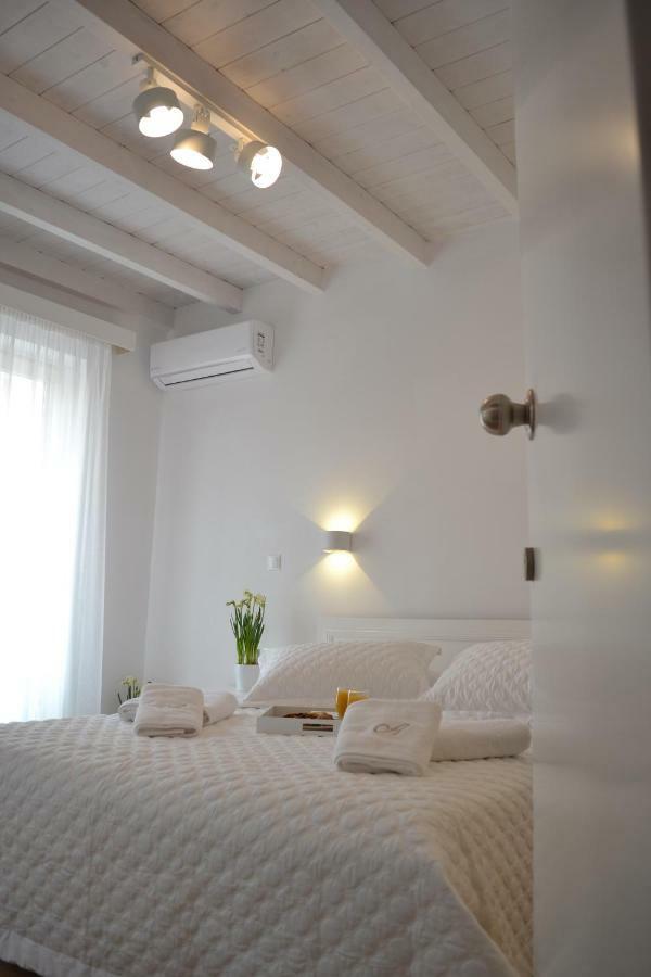 Agapi Suites 干尼亞 外观 照片